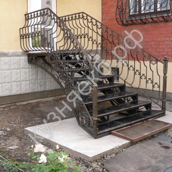Кованая лестница №24 - кузняекб.рф - Екатеринбург